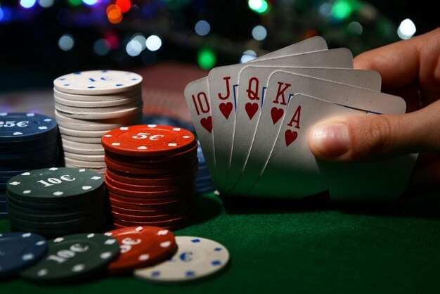 Number table dealer and studio view